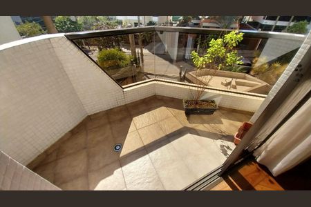 Apartamento à venda com 230m², 4 quartos e sem vaga