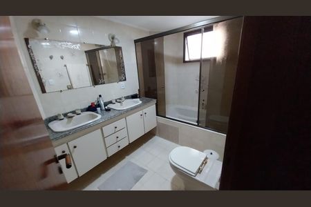 Apartamento à venda com 230m², 4 quartos e sem vaga
