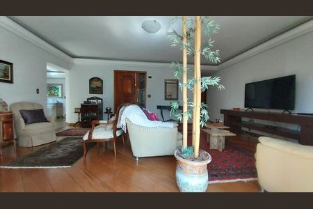 Apartamento à venda com 230m², 4 quartos e sem vaga