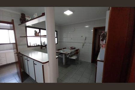 Apartamento à venda com 230m², 4 quartos e sem vaga