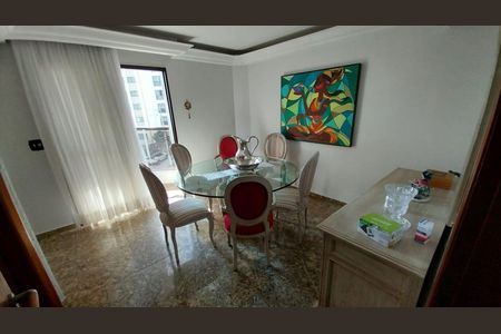 Apartamento à venda com 230m², 4 quartos e sem vaga