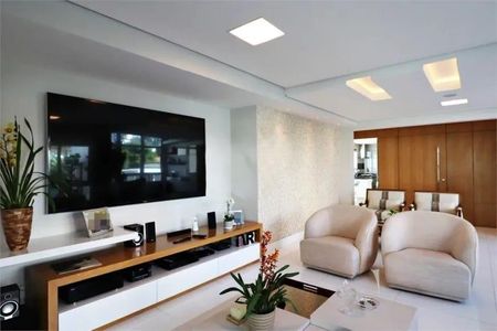 Apartamento à venda com 223m², 4 quartos e 4 vagas