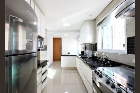 Apartamento à venda com 223m², 4 quartos e 4 vagas