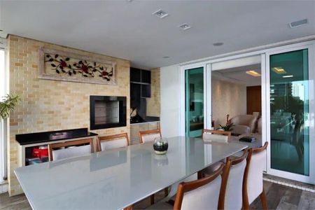 Apartamento à venda com 223m², 4 quartos e 4 vagas