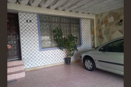 Casa à venda com 128m², 3 quartos e 2 vagas