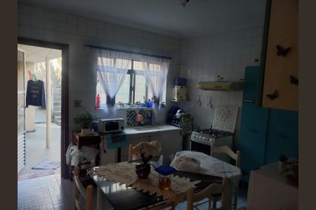 Casa à venda com 128m², 3 quartos e 2 vagas