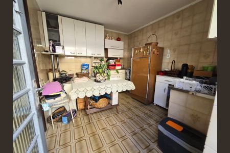 Casa à venda com 240m², 3 quartos e 5 vagas