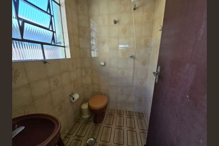 Casa à venda com 240m², 3 quartos e 5 vagas