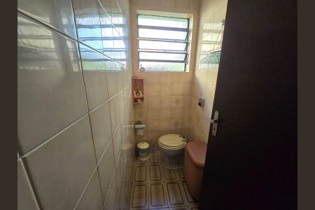 Casa à venda com 240m², 3 quartos e 5 vagas