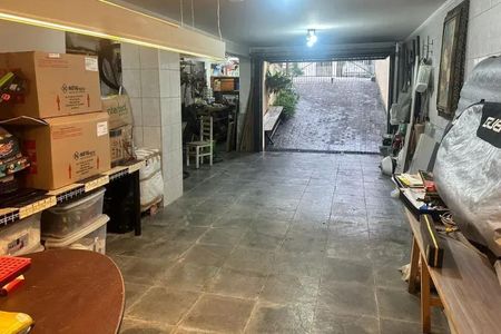 Casa à venda com 150m², 4 quartos e 4 vagas