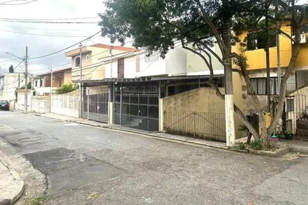 Casa à venda com 150m², 4 quartos e 4 vagas