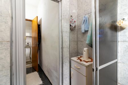 Casa à venda com 252m², 4 quartos e sem vagaBanheiro