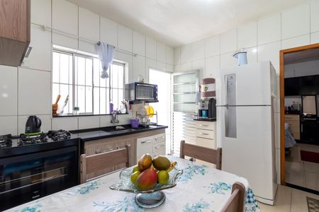 Casa à venda com 252m², 4 quartos e sem vagaCozinha