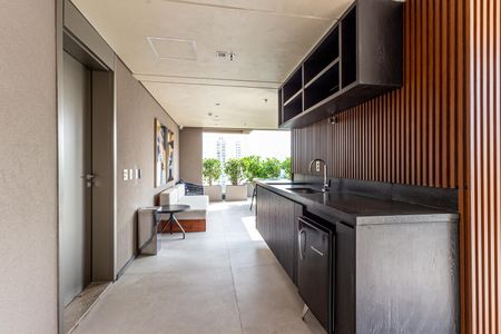 Studio para alugar com 24m², 1 quarto e sem vaga Studio para alugar com 24m², 1 quarto e sem vagaÁrea comum - Piscina