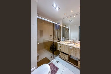 Apartamento à venda com 133m², 3 quartos e 2 vagasBanheiro da Suíte