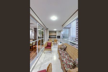 Apartamento à venda com 133m², 3 quartos e 2 vagasVaranda da Sala