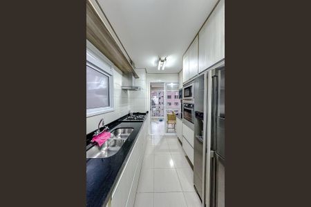 Apartamento à venda com 133m², 3 quartos e 2 vagasCozinha