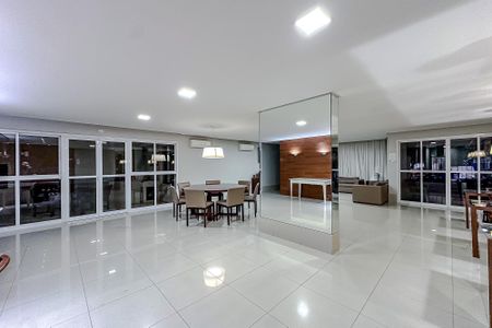 Apartamento à venda com 133m², 3 quartos e 2 vagasÁrea comum - Salão de festas