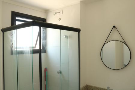 Banheiro de kitnet/studio à venda com 1 quarto, 33m² em Pompeia, São Paulo