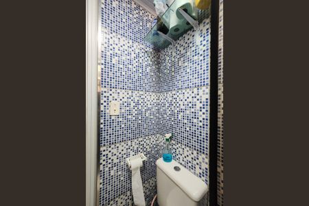 Apartamento à venda com 47m², 2 quartos e 1 vaga Apartamento à venda com 47m², 2 quartos e 1 vagaBanheiro