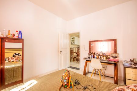 Casa à venda com 180m², 3 quartos e 3 vagas Casa à venda com 180m², 3 quartos e 3 vagasQuarto 3