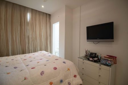 Apartamento à venda com 65m², 2 quartos e sem vaga Apartamento à venda com 65m², 2 quartos e sem vagaSuíte