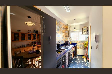 Apartamento à venda com 69m², 3 quartos e 2 vagas Apartamento à venda com 69m², 3 quartos e 2 vagasCozinha e Área de Serviço