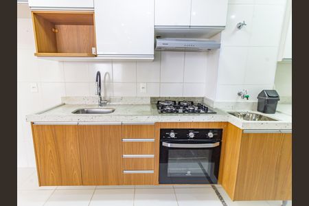 Apartamento para alugar com 40m², 2 quartos e 1 vaga Apartamento para alugar com 40m², 2 quartos e 1 vagaCozinha e Área de Serviço