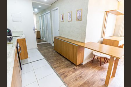 Apartamento para alugar com 40m², 2 quartos e 1 vaga Apartamento para alugar com 40m², 2 quartos e 1 vagaCozinha e Área de Serviço
