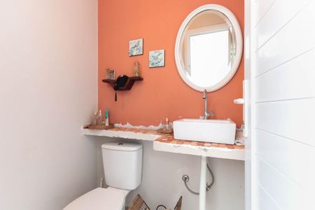 Casa à venda com 240m², 4 quartos e 3 vagas Casa à venda com 240m², 4 quartos e 3 vagasFoto 08