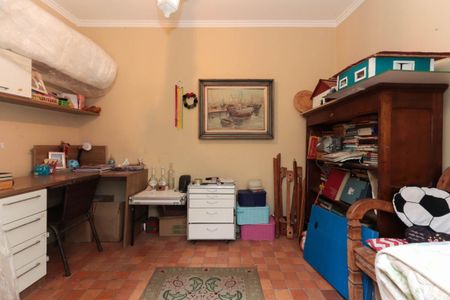 Casa à venda com 240m², 4 quartos e 3 vagas Casa à venda com 240m², 4 quartos e 3 vagasFoto 10