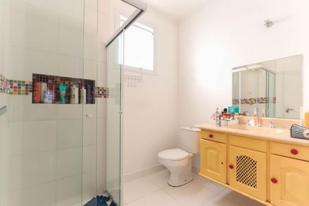 Casa à venda com 240m², 4 quartos e 3 vagas Casa à venda com 240m², 4 quartos e 3 vagasFoto 05