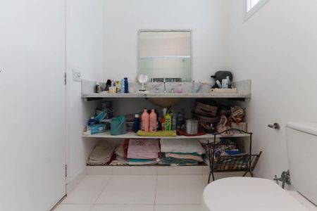 Casa à venda com 240m², 4 quartos e 3 vagas Casa à venda com 240m², 4 quartos e 3 vagasFoto 45