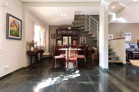 Casa à venda com 240m², 4 quartos e 3 vagas Casa à venda com 240m², 4 quartos e 3 vagasFoto 18