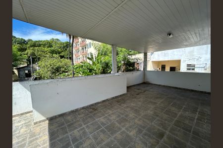 Casa à venda com 140m², 3 quartos e sem vagaTerraço