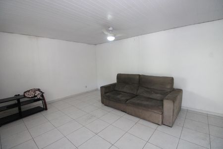 Casa à venda com 140m², 3 quartos e sem vagaSuíte