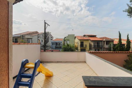 Casa à venda com 240m², 4 quartos e 2 vagasVaranda da Suite
