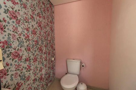 Casa à venda com 240m², 4 quartos e 2 vagasBanho do Escritório