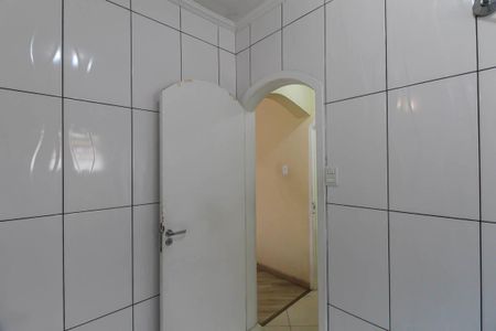 Casa à venda com 240m², 4 quartos e 2 vagasBanheiro da Suíte