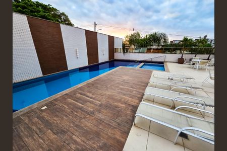 Apartamento à venda com 79m², 3 quartos e 1 vagaÁrea comum - Piscina