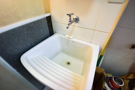 Apartamento à venda com 79m², 3 quartos e 1 vagaÁrea de Serviço