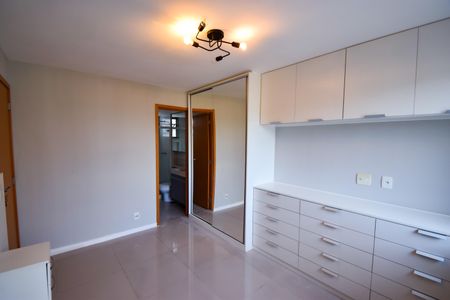 Apartamento à venda com 79m², 3 quartos e 1 vagaQuarto 3 - Suíte