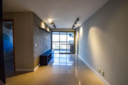 Apartamento à venda com 79m², 3 quartos e 1 vagaSala