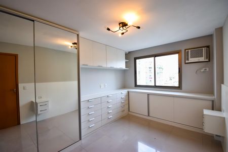 Apartamento à venda com 79m², 3 quartos e 1 vagaQuarto 3 - Suíte