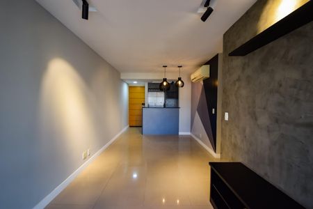 Apartamento à venda com 79m², 3 quartos e 1 vagaSala
