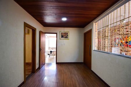 Casa para alugar com 110m², 2 quartos e sem vaga Casa para alugar com 110m², 2 quartos e sem vagaSala