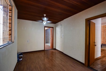 Casa para alugar com 110m², 2 quartos e sem vaga Casa para alugar com 110m², 2 quartos e sem vagaSala