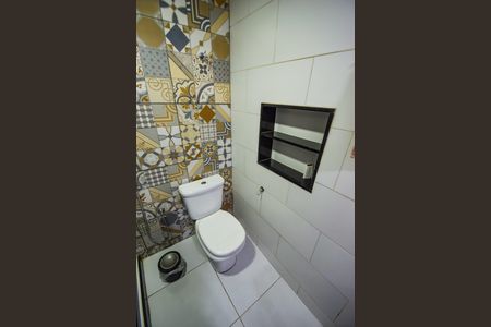 Casa para alugar com 110m², 2 quartos e sem vaga Casa para alugar com 110m², 2 quartos e sem vagaBanheiro Suíte