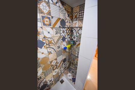 Casa para alugar com 110m², 2 quartos e sem vaga Casa para alugar com 110m², 2 quartos e sem vagaBanheiro Suíte