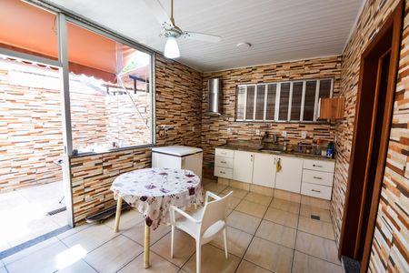 Casa para alugar com 110m², 2 quartos e sem vaga Casa para alugar com 110m², 2 quartos e sem vagaCozinha